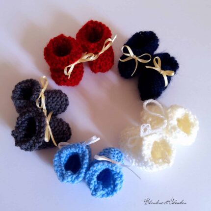 Chaussons poupée 28-32 cm