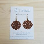 Boucles d'oreilles brodées interchangeables – Image 32