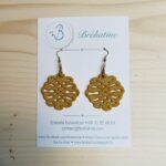 Boucles d'oreilles brodées interchangeables – Image 31